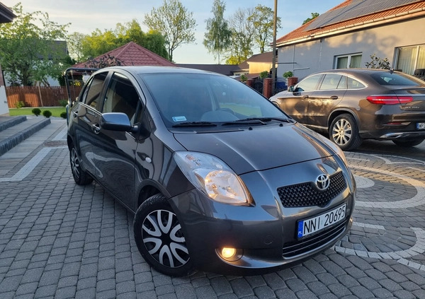 Toyota Yaris cena 17500 przebieg: 204284, rok produkcji 2008 z Przasnysz małe 326